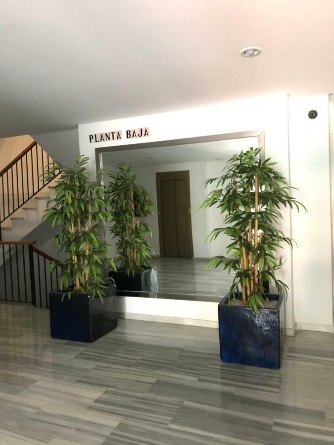 Coral Apartment *